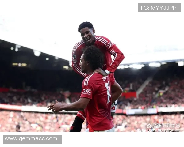 英超积分榜:曼城领跑,利物浦惨遭逆转,前四之争激烈